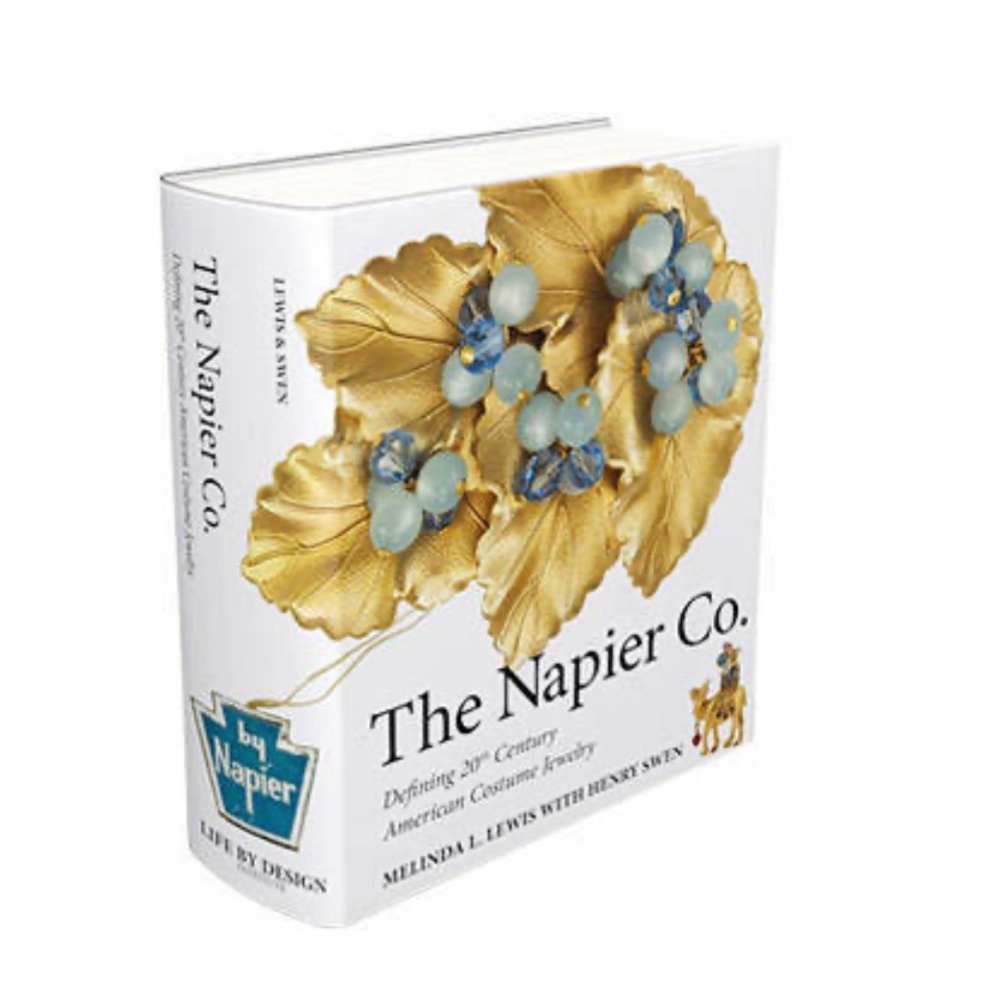 Vintage NAPIER Black & Gold Earrings BOOK PIECE - Picture 8 of 8